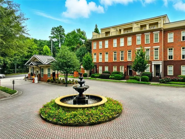 $255,000 | 200 River Vista Drive, Unit 445, Atlanta, GA 30339