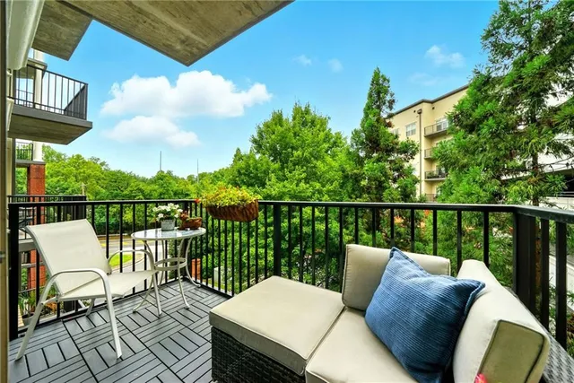 $255,000 | 200 River Vista Drive, Unit 445, Atlanta, GA 30339