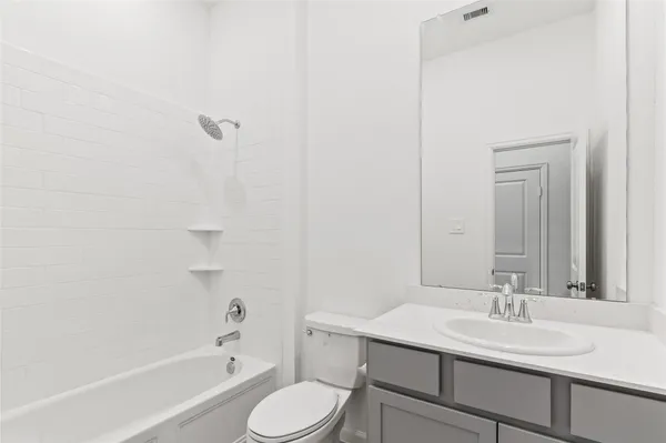 $2,700 | 18211 Saffron Sun Street, Conroe, TX 77302