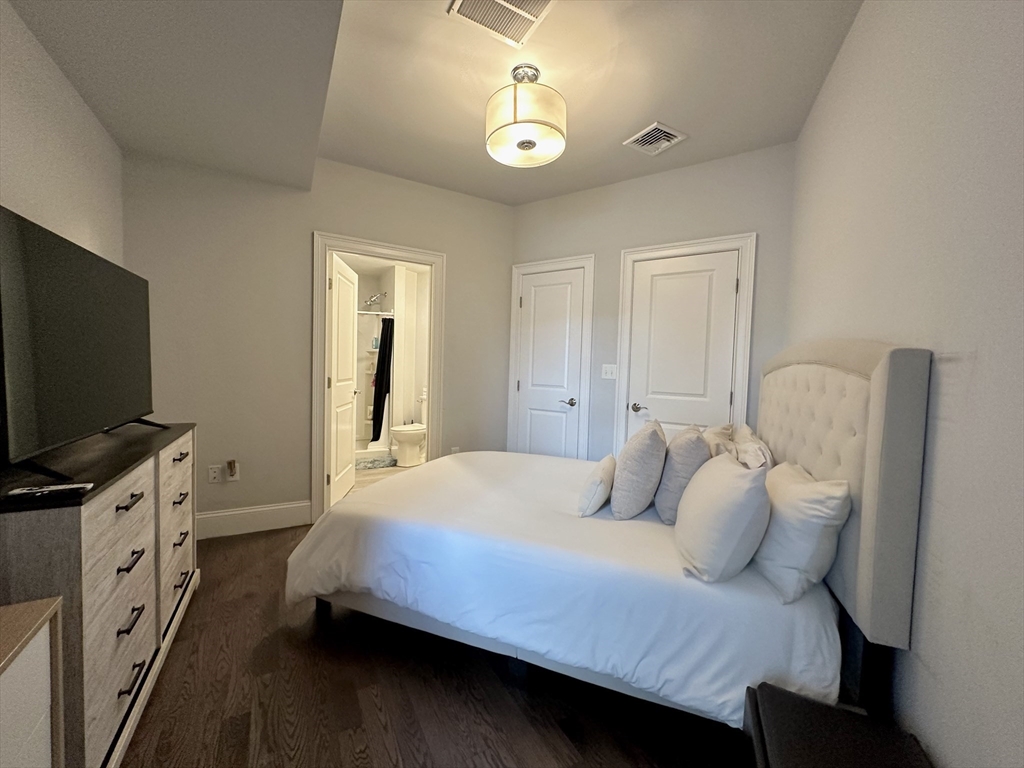 371 Main Street, Unit 4 Woburn, MA 01801 - Photo 8 of 12