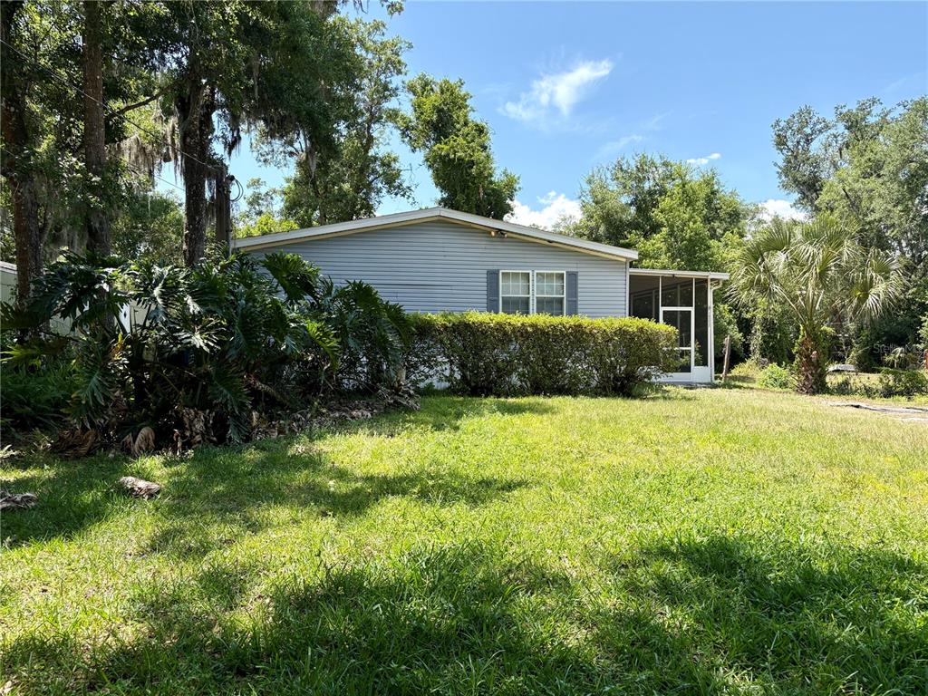 19212 Brown Road Lutz, FL 33559 - Photo 1 of 10