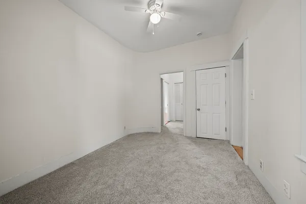 $2,550 | 99 Montvale Avenue, Unit 1, Woburn, MA 01801