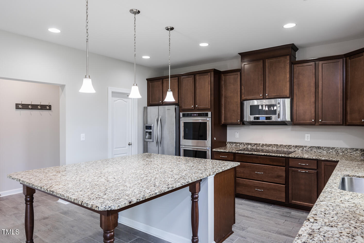 5437 Overdale Lane Raleigh, NC 27603 - Photo 17 of 42 Kitchen