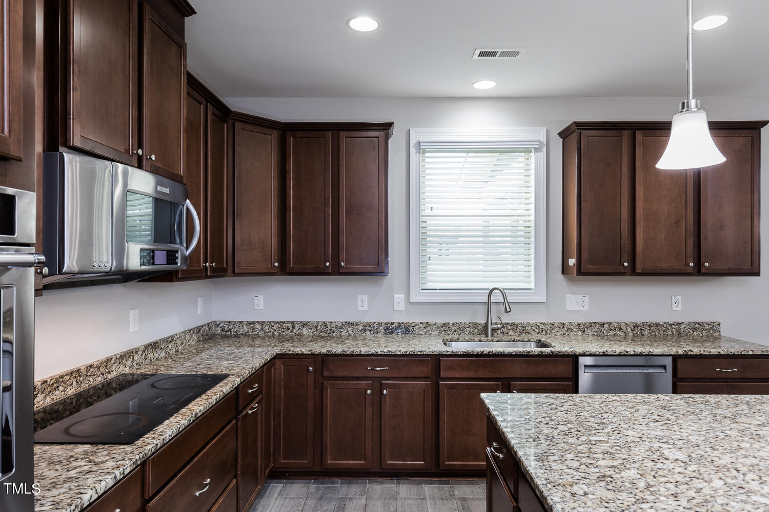 5437 Overdale Lane Raleigh, NC 27603 - Photo 18 of 42 Kitchen