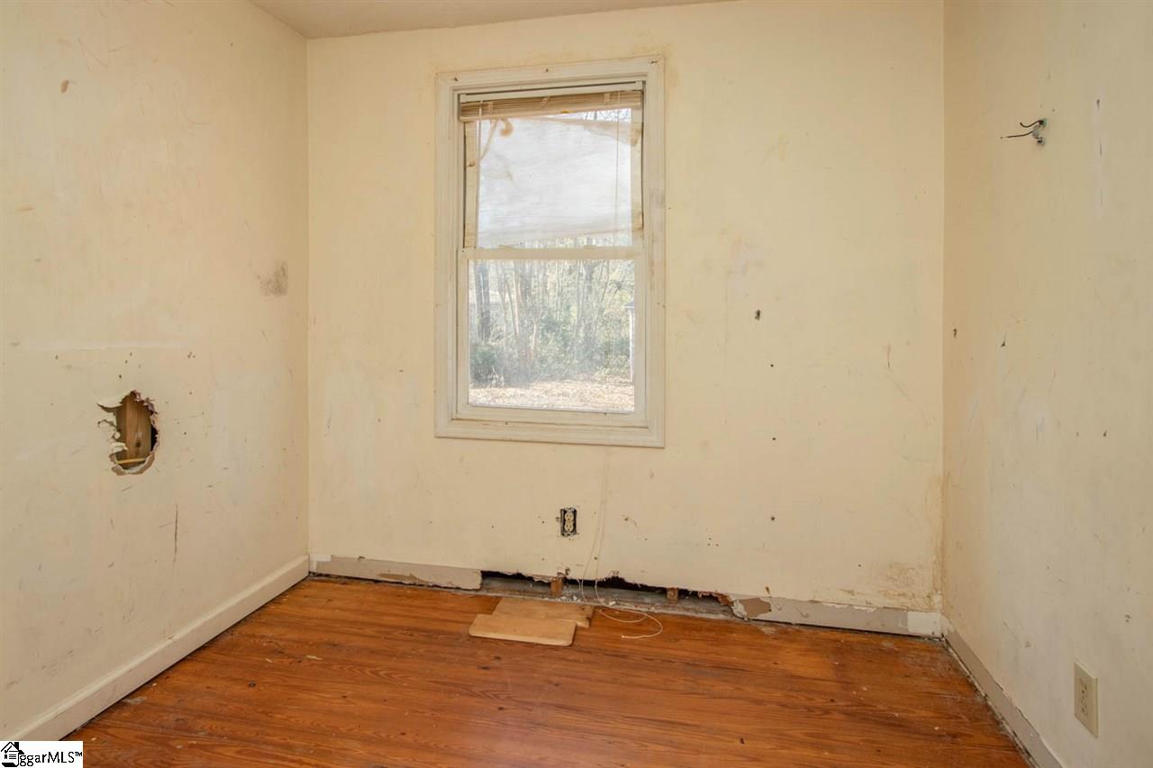 200 Summit Street Seneca, SC 29678 - Photo 11 of 17