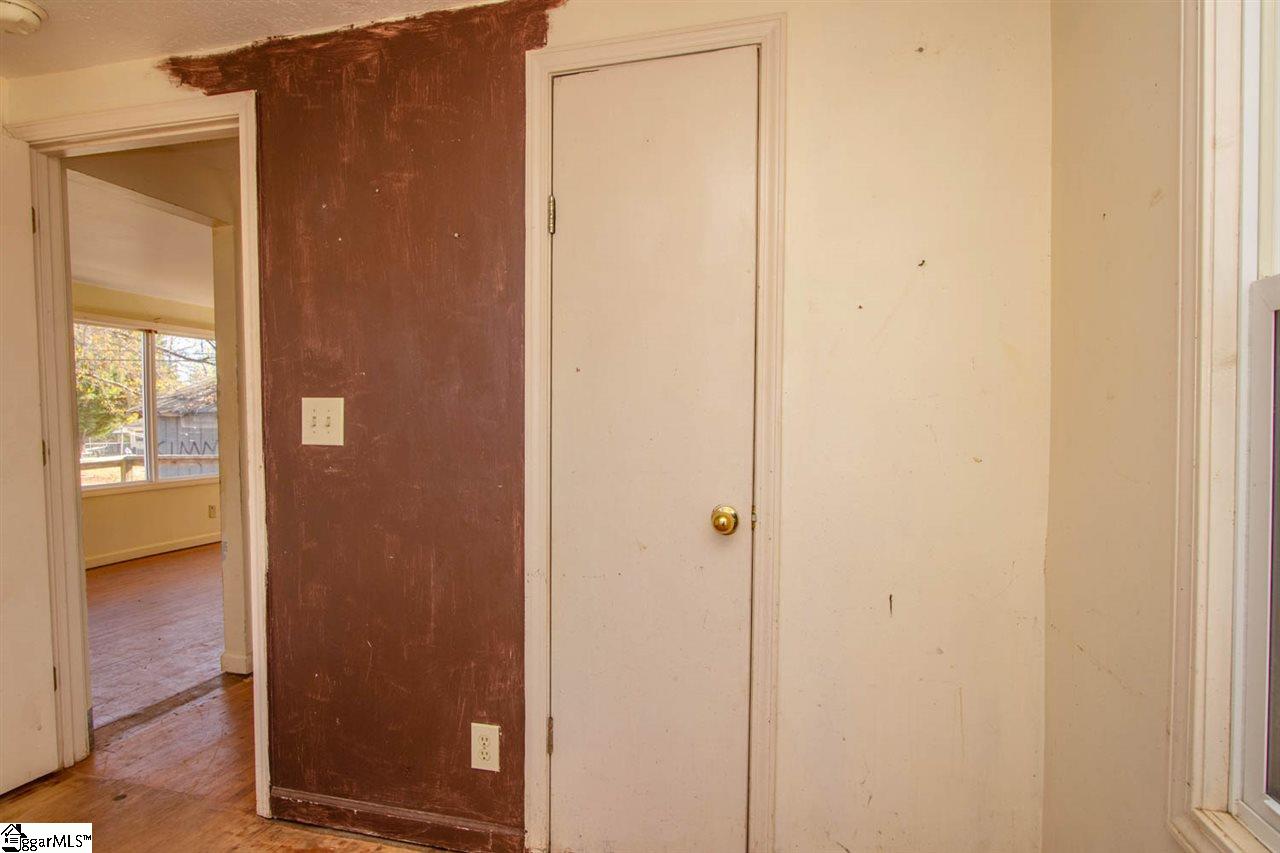 200 Summit Street Seneca, SC 29678 - Photo 14 of 17