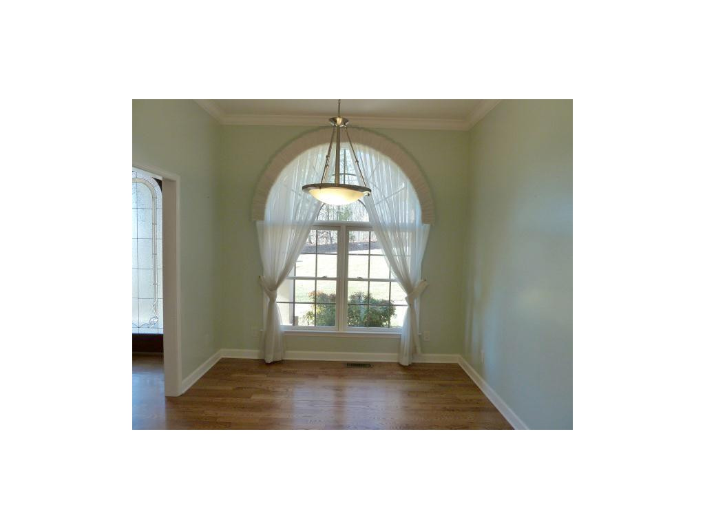 508 Whitetail Road Church Hill, TN 37642 - Photo 5 of 24 Open dining room