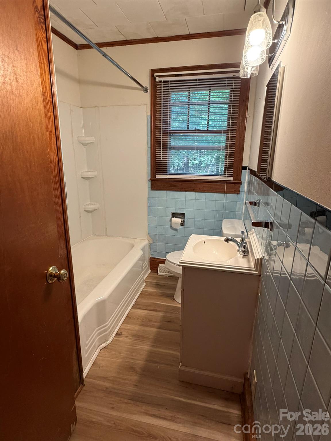 382 Alexis High Shoals Road Dallas, NC 28034 - Photo 27 of 43 a bathroom with a sink and a bathtub