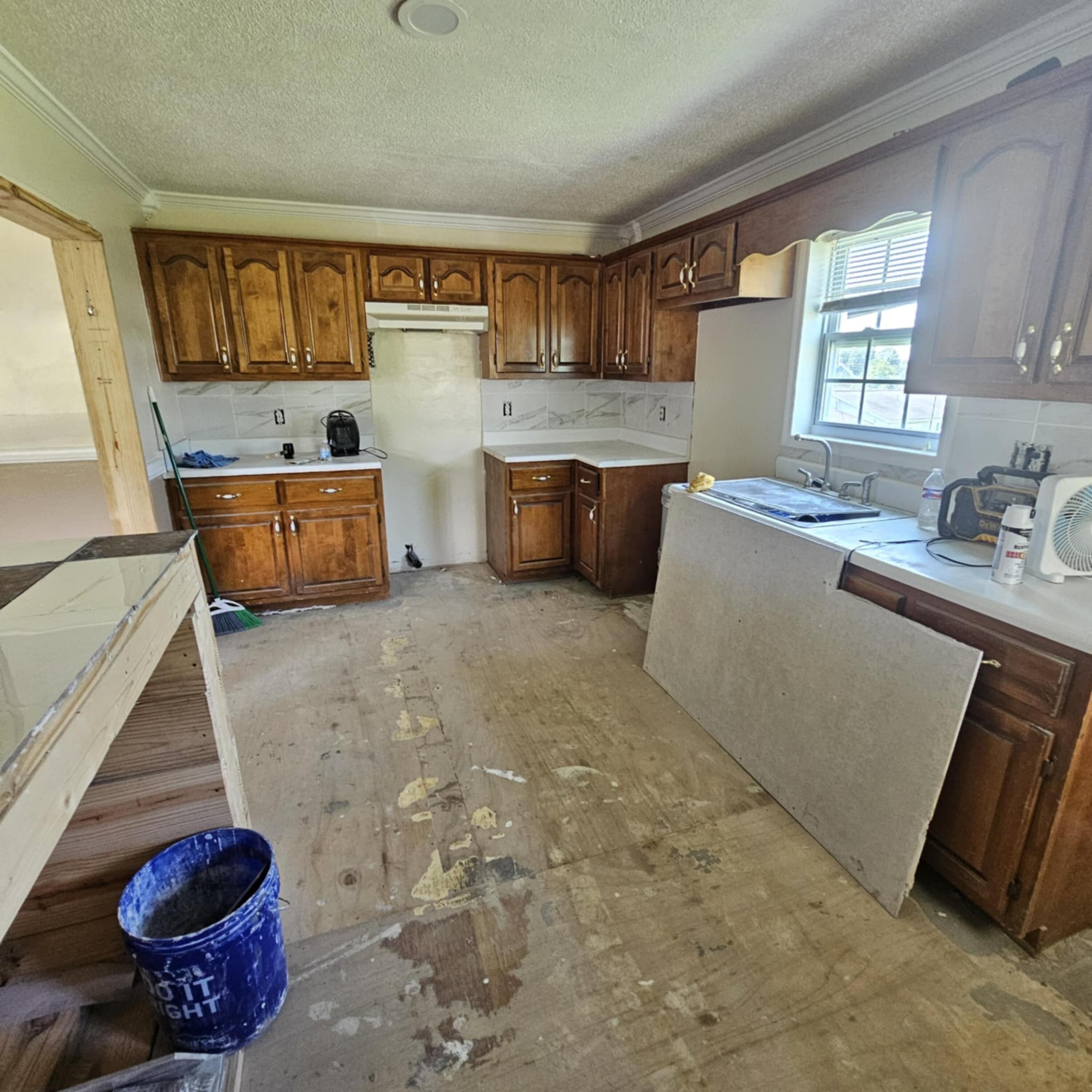 1240 Main Street Kimball, TN 37347 - Photo 7 of 15 f7d3b79b-b83e-478a-80b9-6dbd62ef5cb7