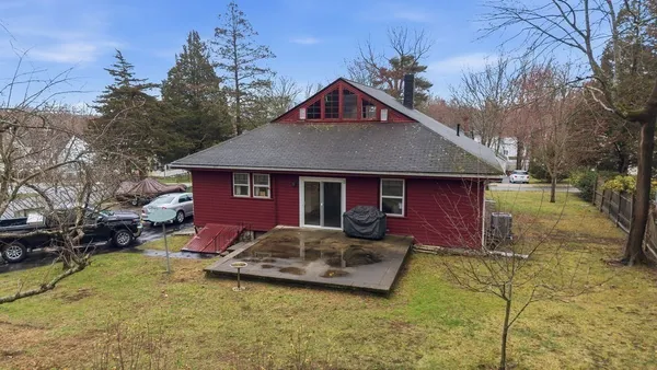 $949,900 | 53 Dean Street, Westwood, MA 02090
