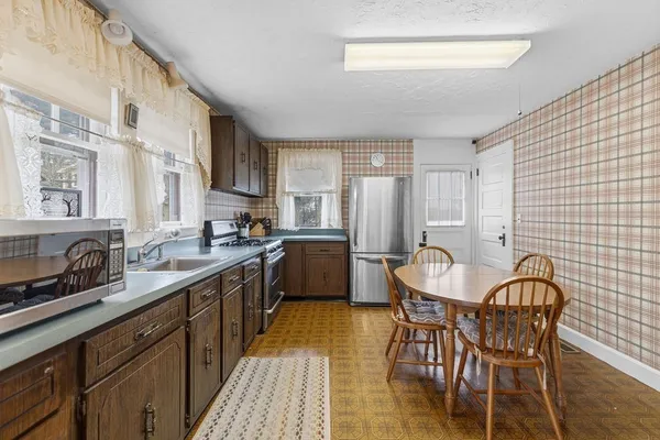 $949,900 | 53 Dean Street, Westwood, MA 02090