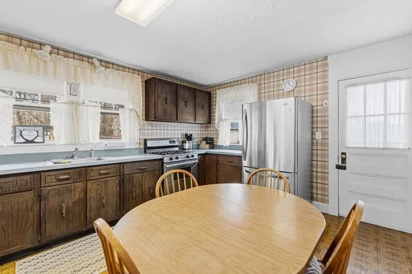 $949,900 | 53 Dean Street, Westwood, MA 02090
