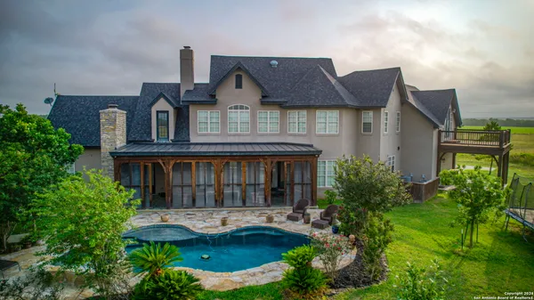 $2,499,000 | 2538 County Road 223, Floresville, TX 78114