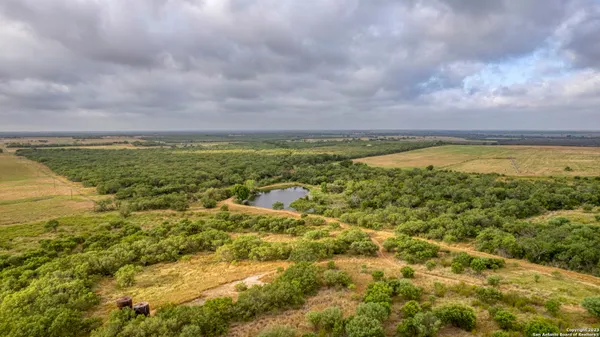 $2,499,000 | 2538 County Road 223, Floresville, TX 78114