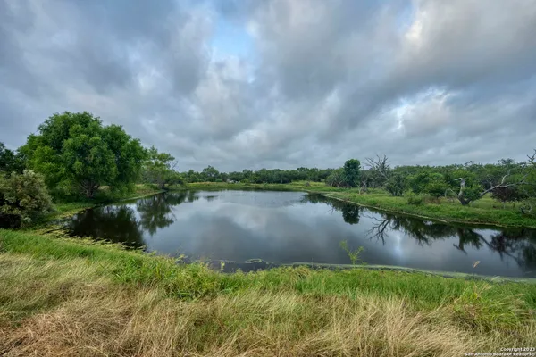$2,499,000 | 2538 County Road 223, Floresville, TX 78114