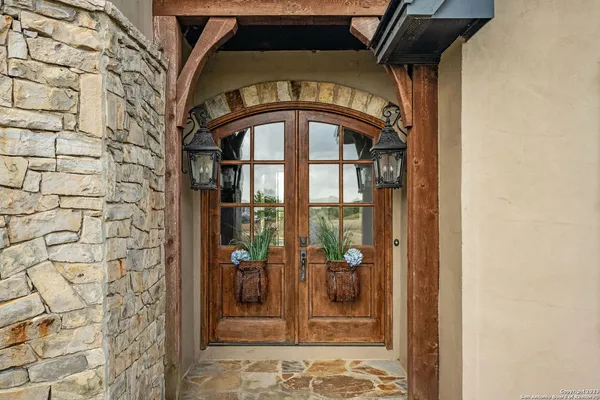 $2,499,000 | 2538 County Road 223, Floresville, TX 78114