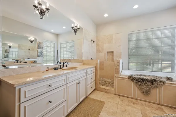 $2,499,000 | 2538 County Road 223, Floresville, TX 78114