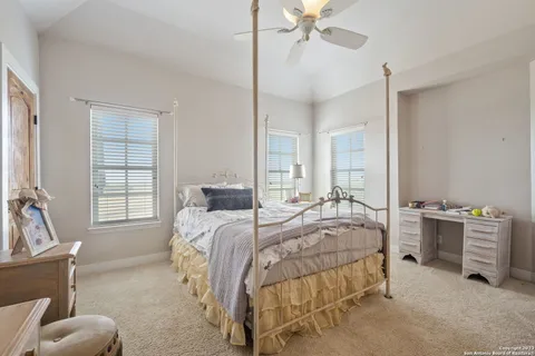 $2,595,000 | 2538 County Road 223, Floresville, TX 78114