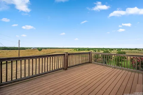 $2,595,000 | 2538 County Road 223, Floresville, TX 78114