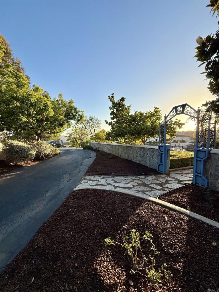 2010 Coronado Alpine, CA 91901 - Photo 39 of 43