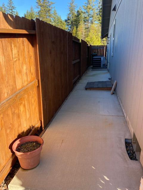 316 Cedar Ridge Cave Junction, OR 97523 - Photo 33 of 47 Side Yard