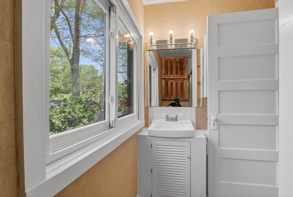139 Bailey Road Holden, MA 01520 - Photo 30 of 40