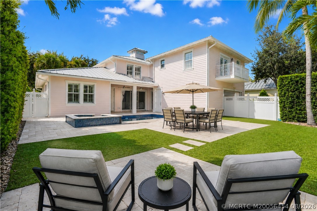 1421 Windley Key Way Jupiter, FL 33458 - Photo 4 of 82 Backyard