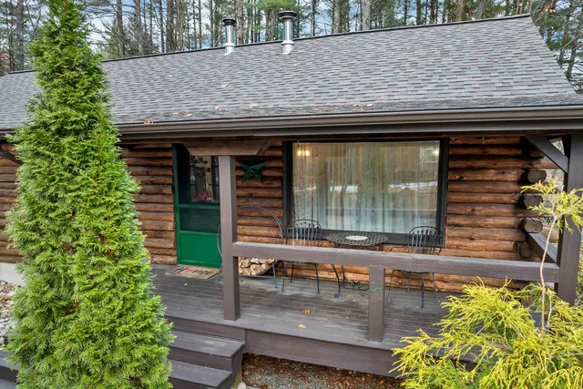 $550,000 | 24 Whippoorwill Lane, Bedford, NH 03110