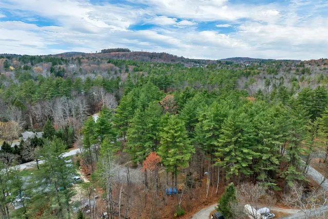 $550,000 | 24 Whippoorwill Lane, Bedford, NH 03110