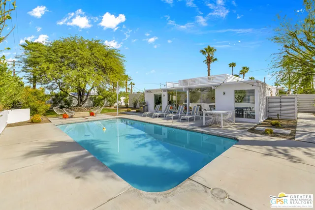 $1,149,900 | 2889 North Davis Way, Palm Springs, CA 92262