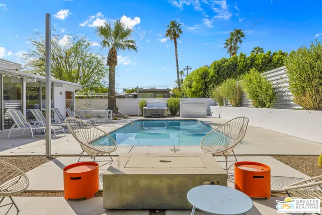 $1,149,900 | 2889 North Davis Way, Palm Springs, CA 92262
