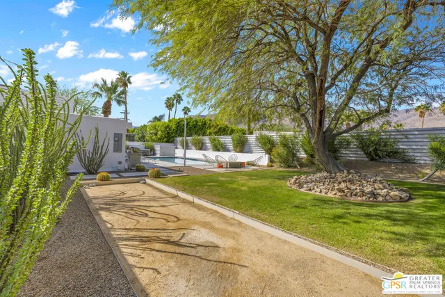 $1,149,900 | 2889 North Davis Way, Palm Springs, CA 92262