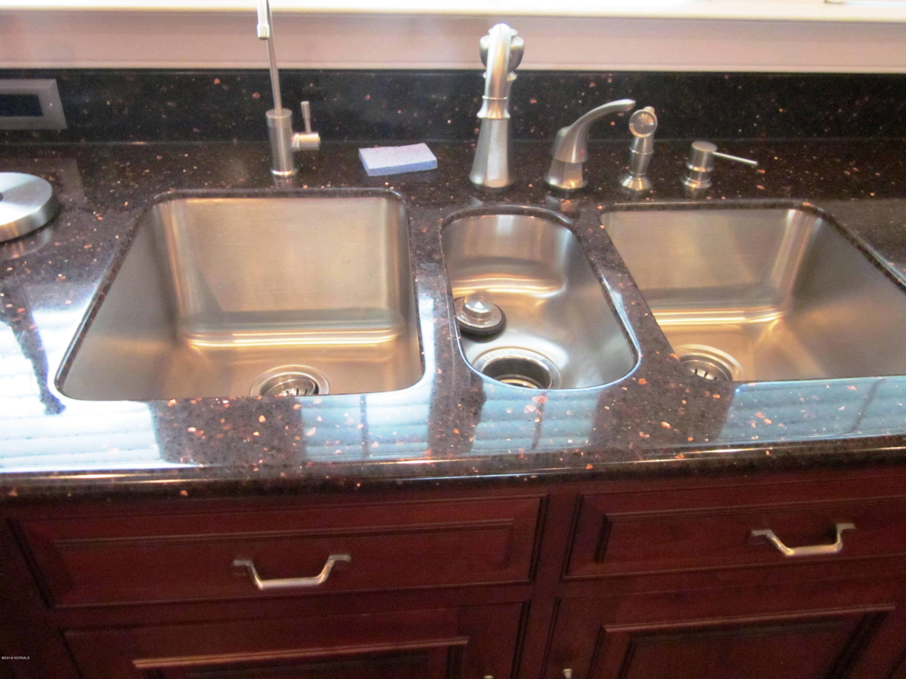 9200 Horseshoe Lake Road Southwest Calabash, NC 28467 - Photo 18 of 49 Stainless 3-bowl sink