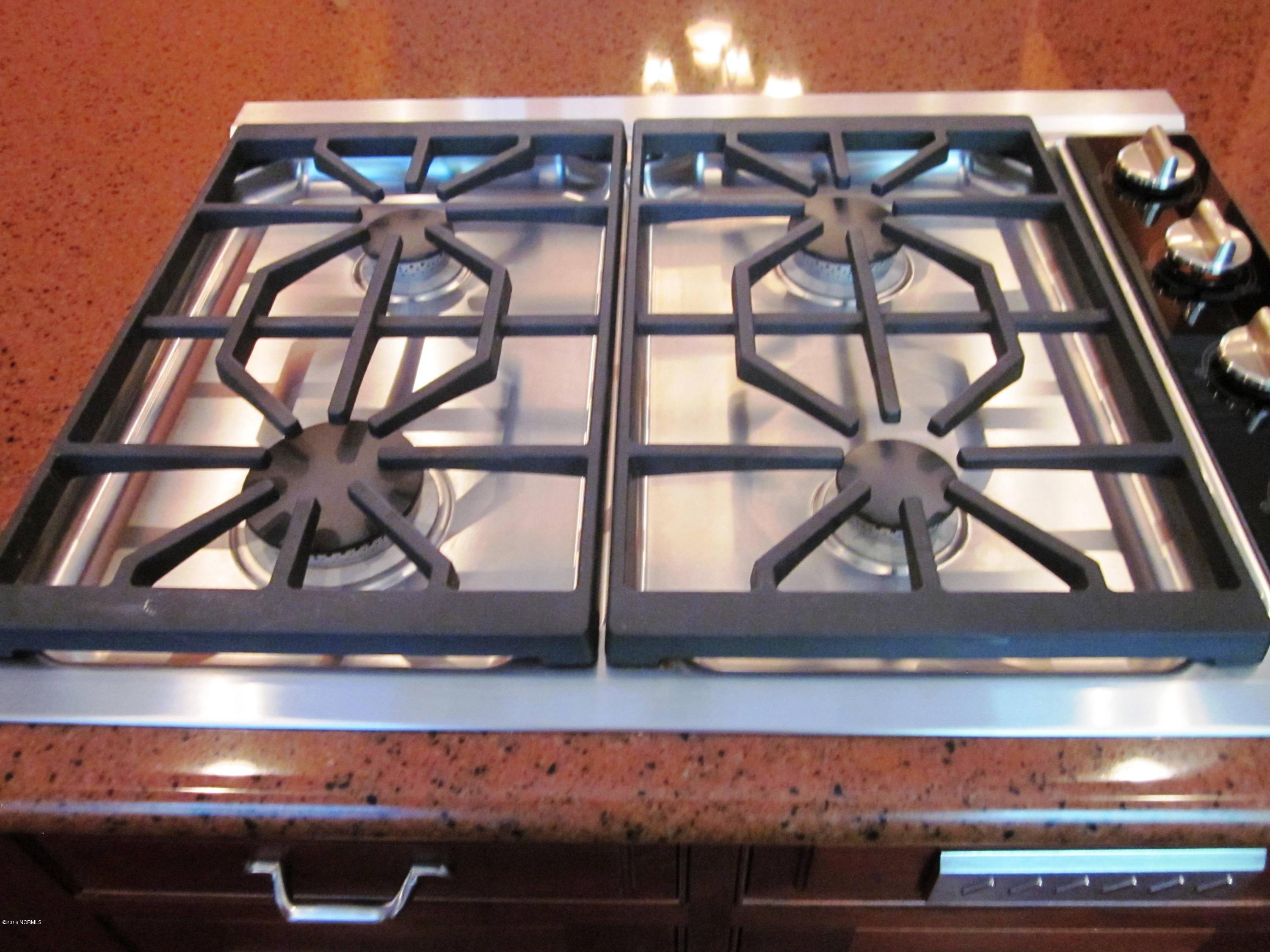 9200 Horseshoe Lake Road Southwest Calabash, NC 28467 - Photo 22 of 49 Wolf 4-burner gas range