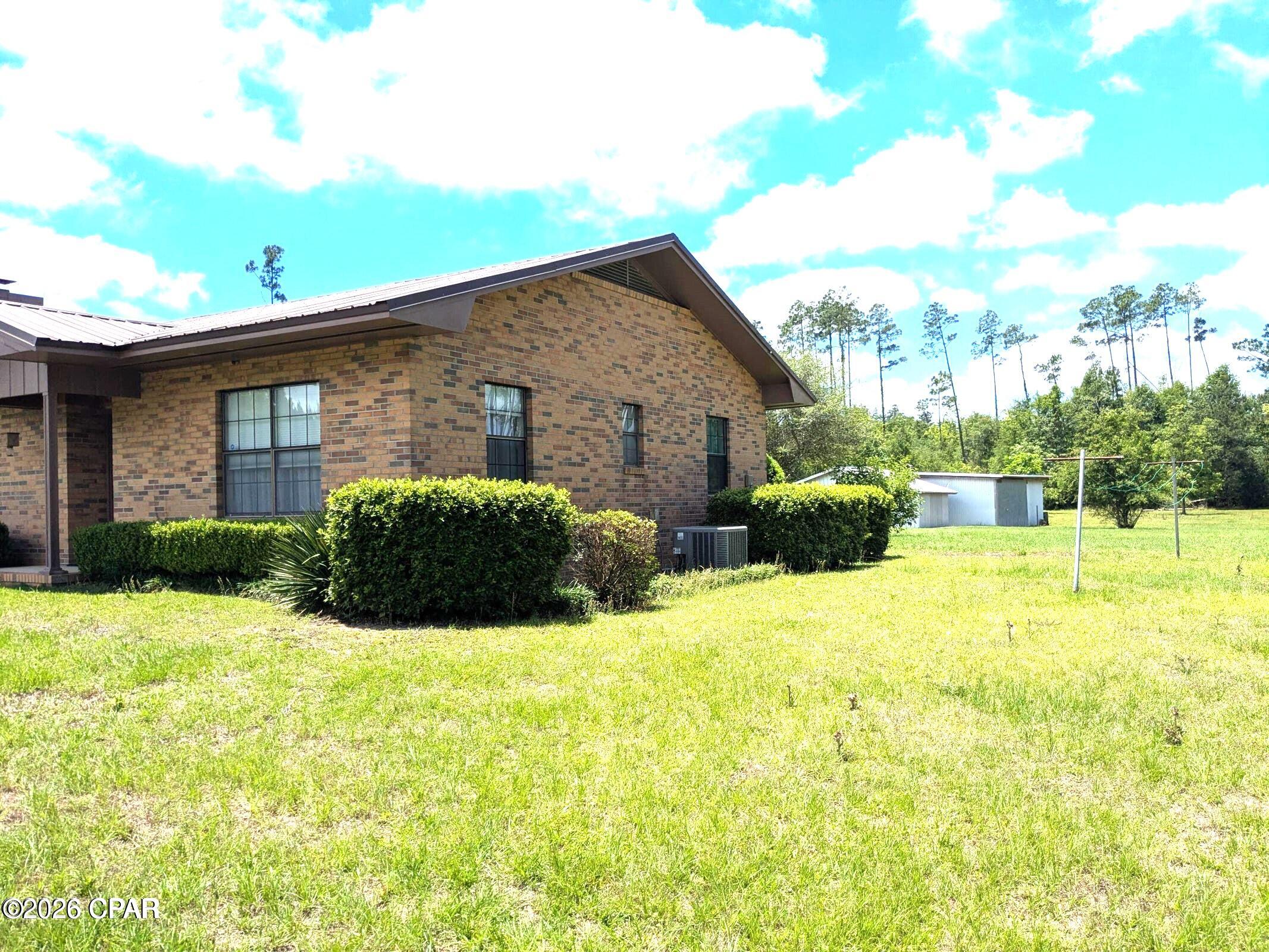 1309 Fairview Road Marianna, FL 32448 - Photo 3 of 29