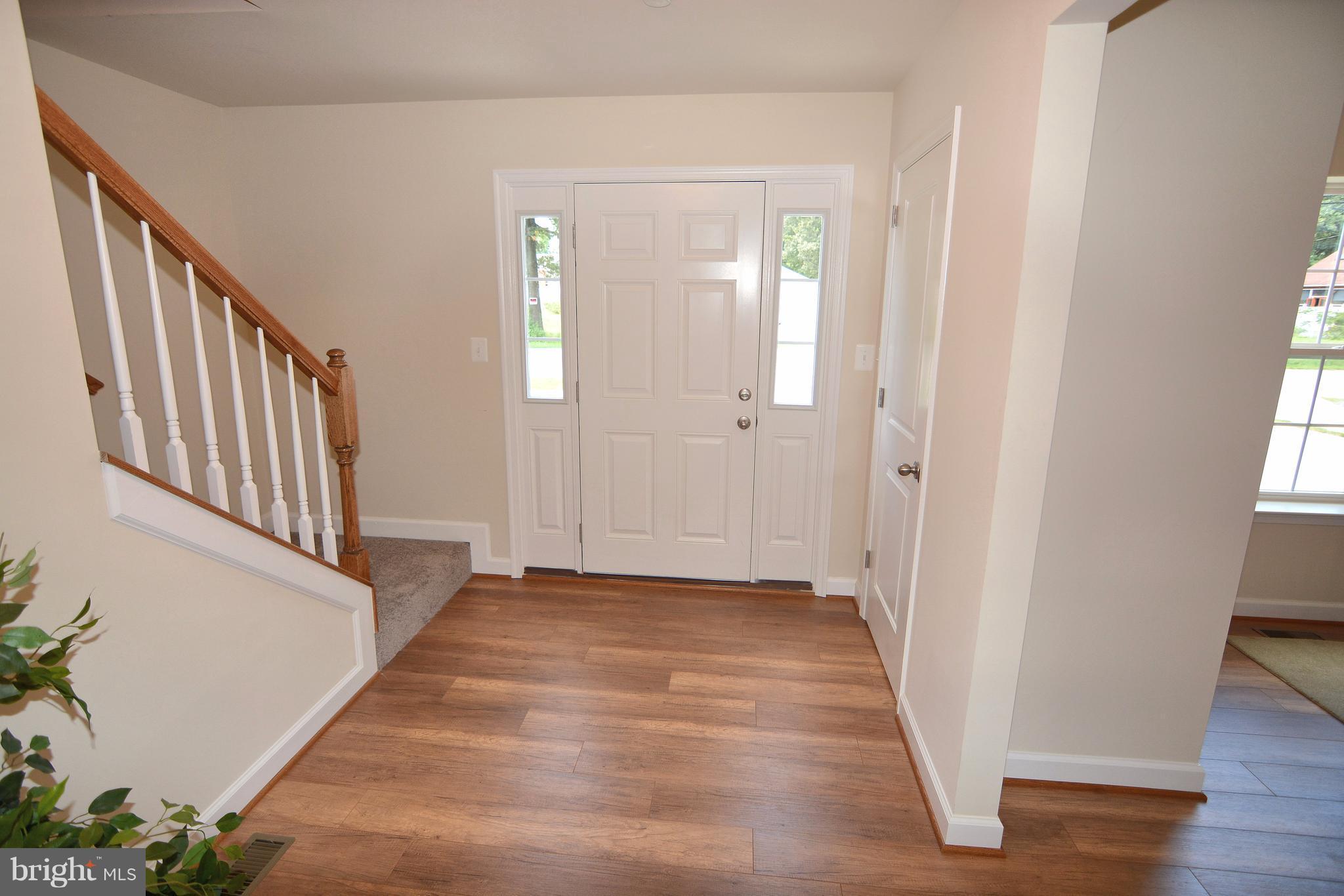 959 Point Pleasant Road Glen Burnie, MD 21060 - Photo 14 of 30 Interior (General)