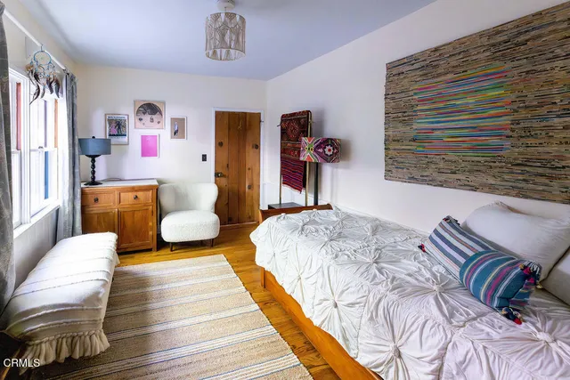 $12,995 | 4053 Cromwell Avenue, Los Angeles, CA 90027