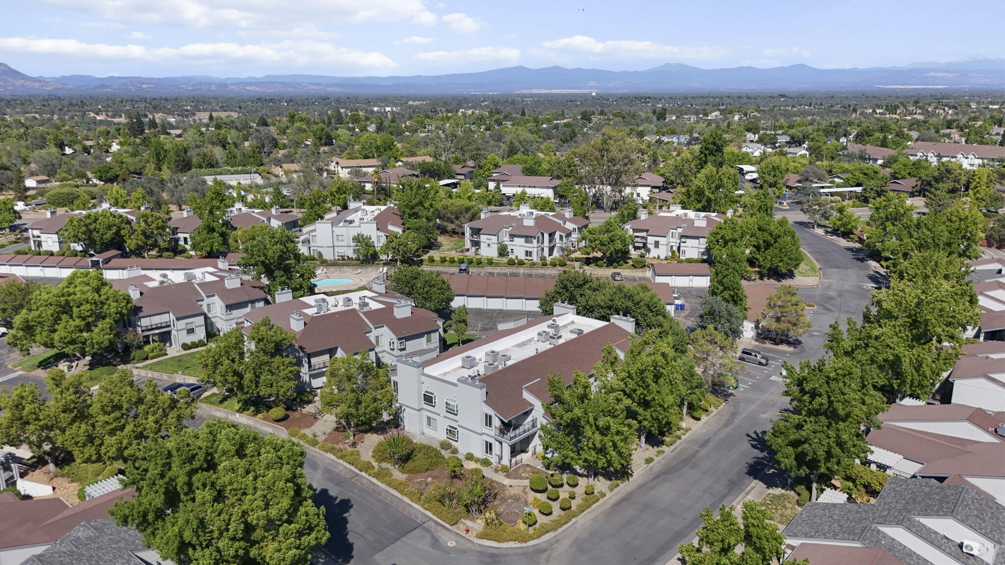 488 Ridgecrest Trail, Unit 131 Redding, CA 96003 - Photo 44 of 52 48-web-or-mls-DJI_20260724161508_0030_D