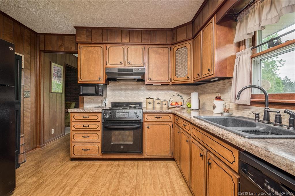 8038 Voyles Road Greenville, IN 47124 - Photo 3 of 35 Gallery Image 3
