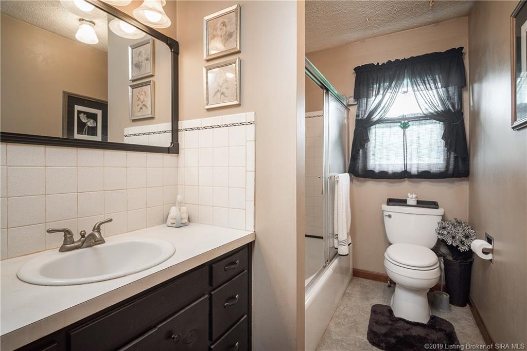 8038 Voyles Road Greenville, IN 47124 - Photo 4 of 35 Gallery Image 4