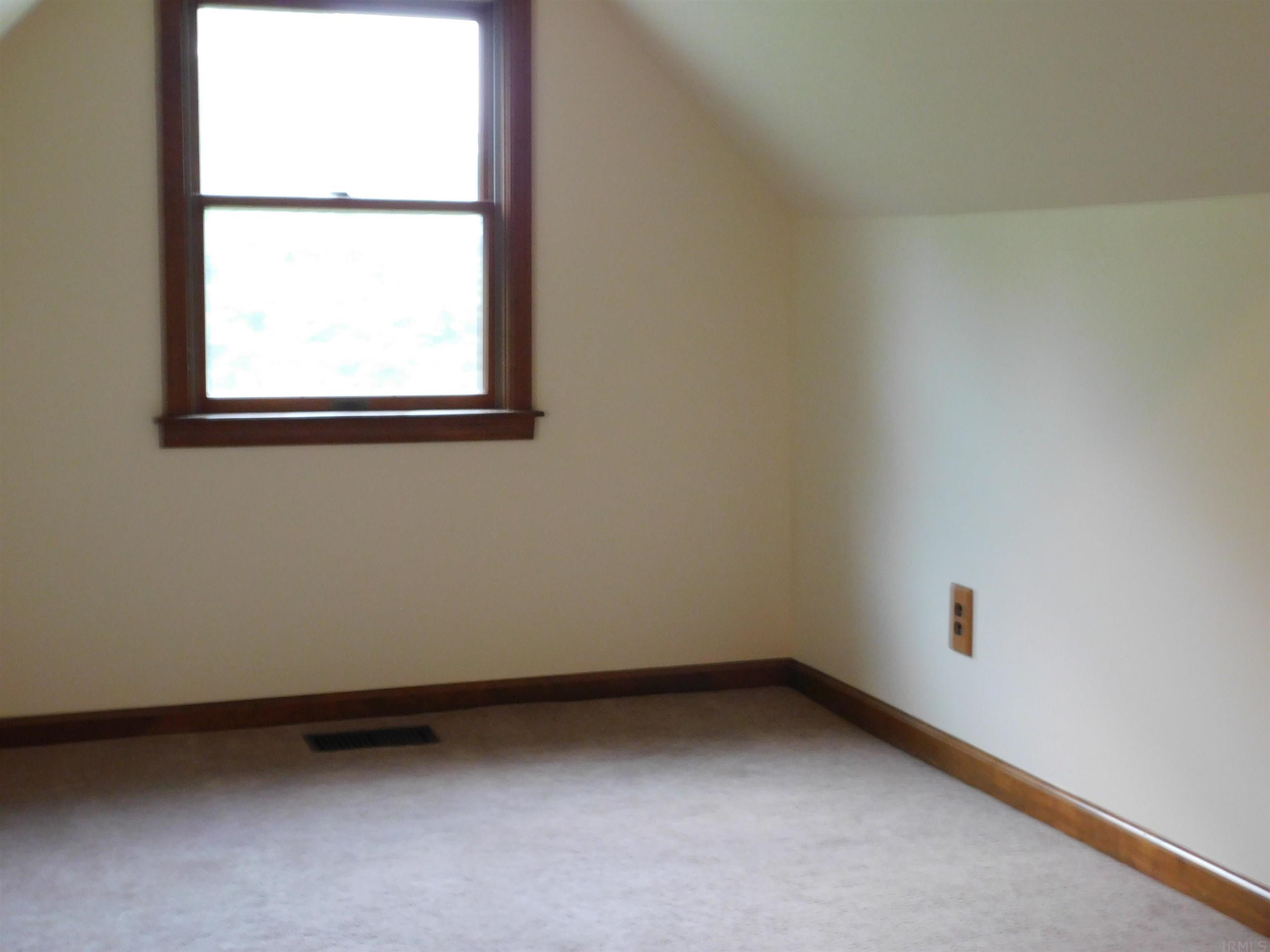 812 Heltonville Road East Bedford, IN 47421 - Photo 12 of 17 Gallery Image 12