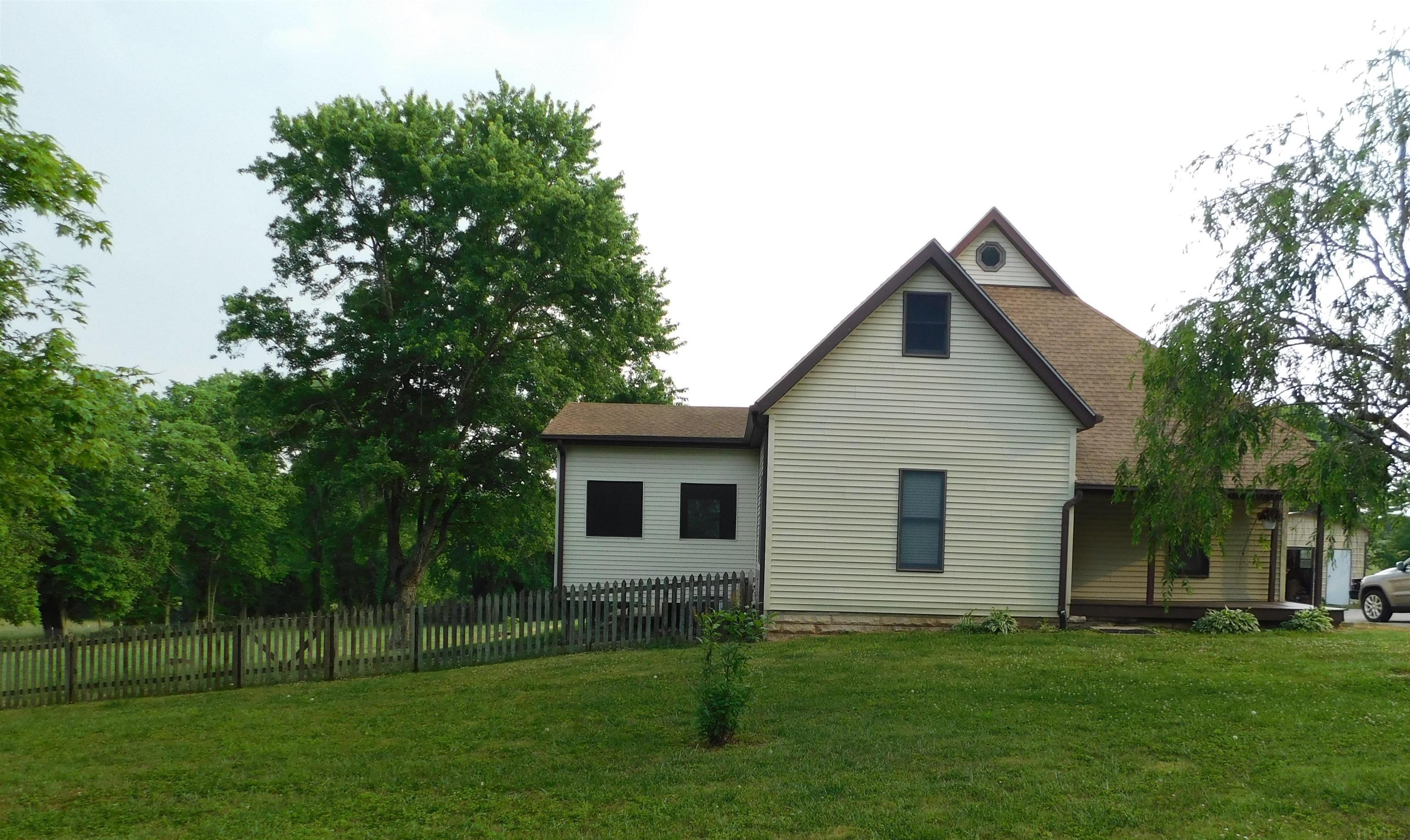 812 Heltonville Road East Bedford, IN 47421 - Photo 3 of 17 Gallery Image 3