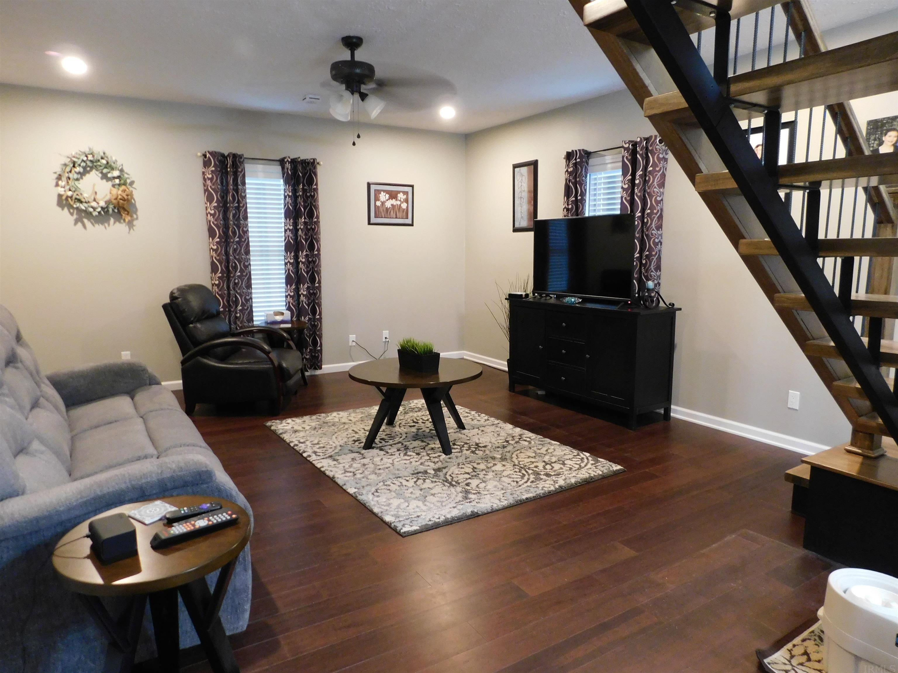 812 Heltonville Road East Bedford, IN 47421 - Photo 4 of 17 Gallery Image 4