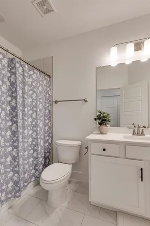 $359,900 | 10820 Eva Mae Blvd., Grand Prairie, TX 76065