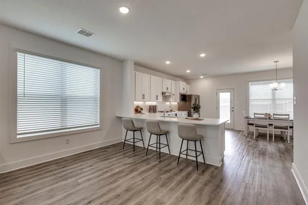 $359,900 | 10820 Eva Mae Blvd., Grand Prairie, TX 76065