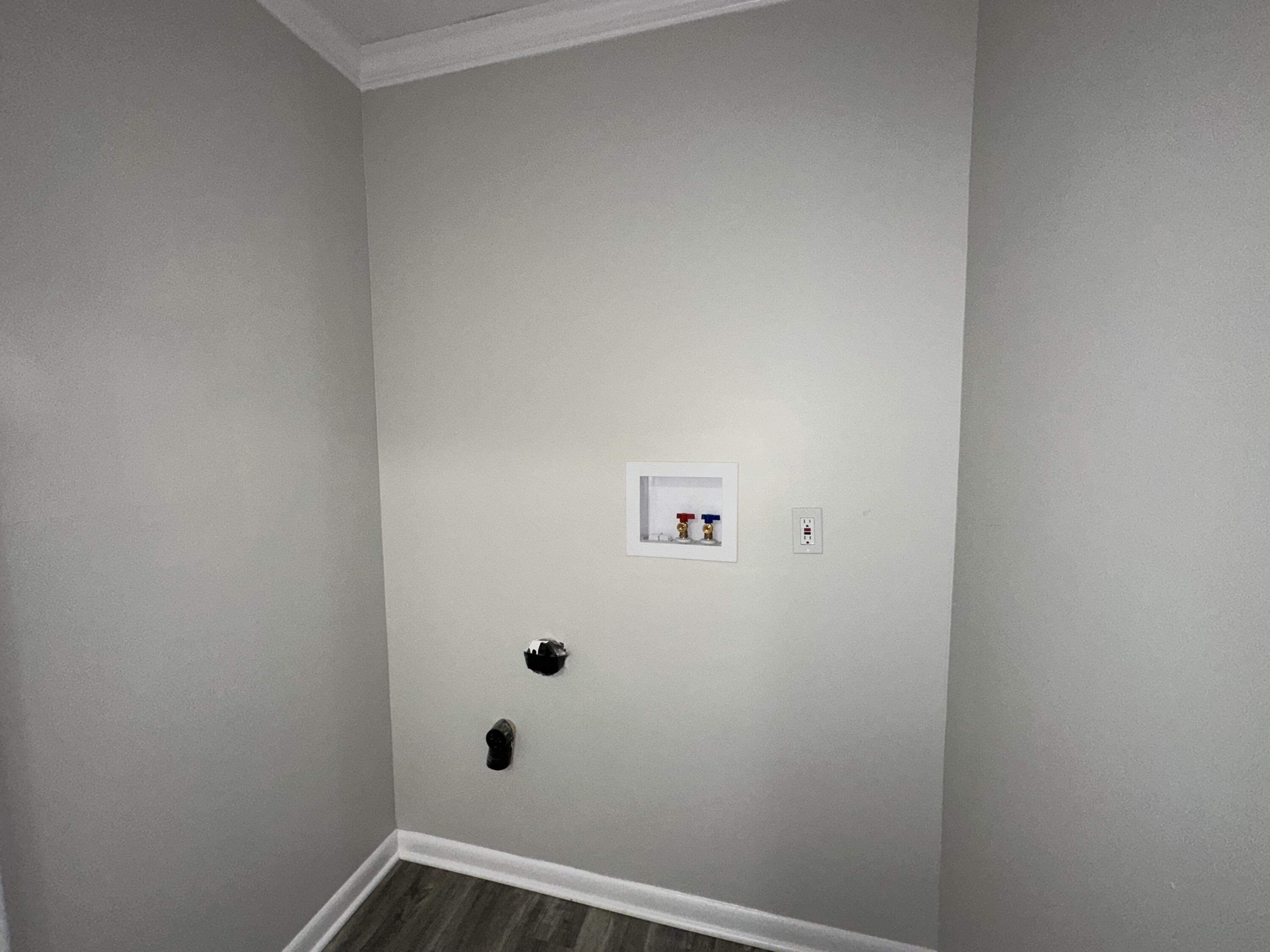 939 Julian Road Chattanooga, TN 37421 - Photo 13 of 22 Laundry Closet in Master