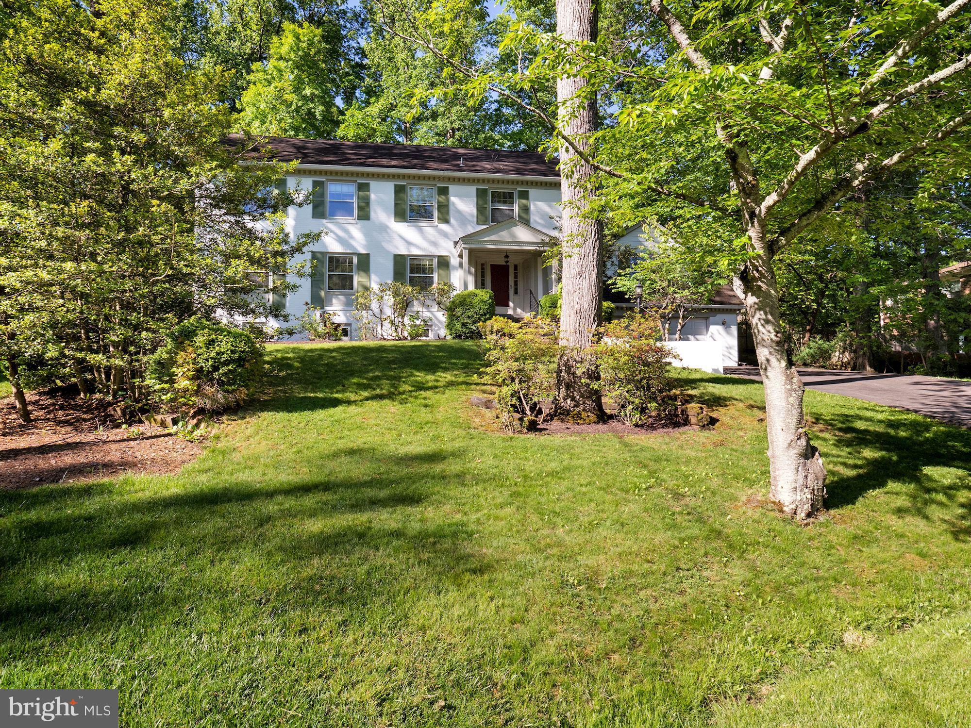 3 Willowbrook Court Potomac, MD 20854 - Photo 2 of 45