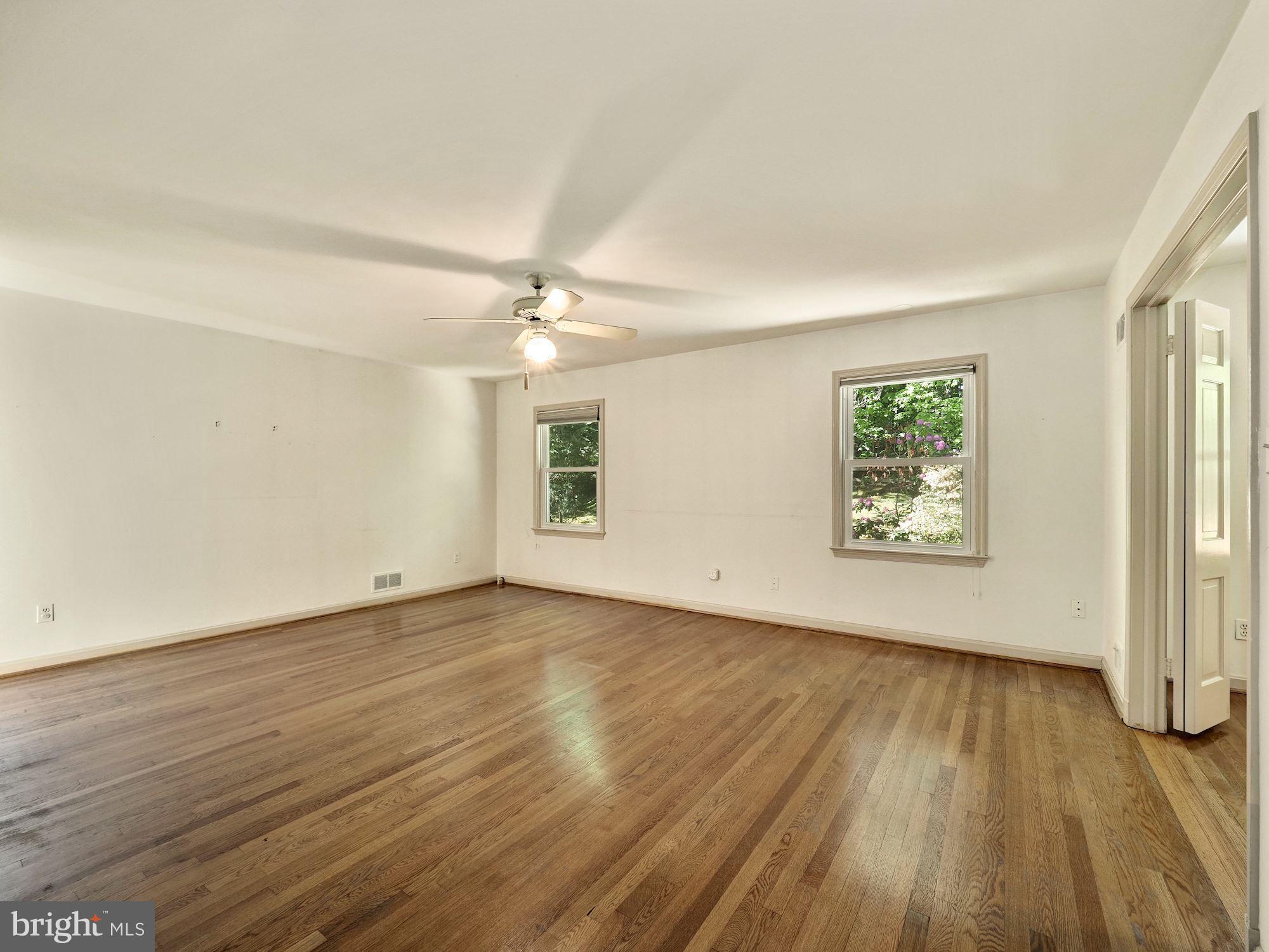 3 Willowbrook Court Potomac, MD 20854 - Photo 17 of 45