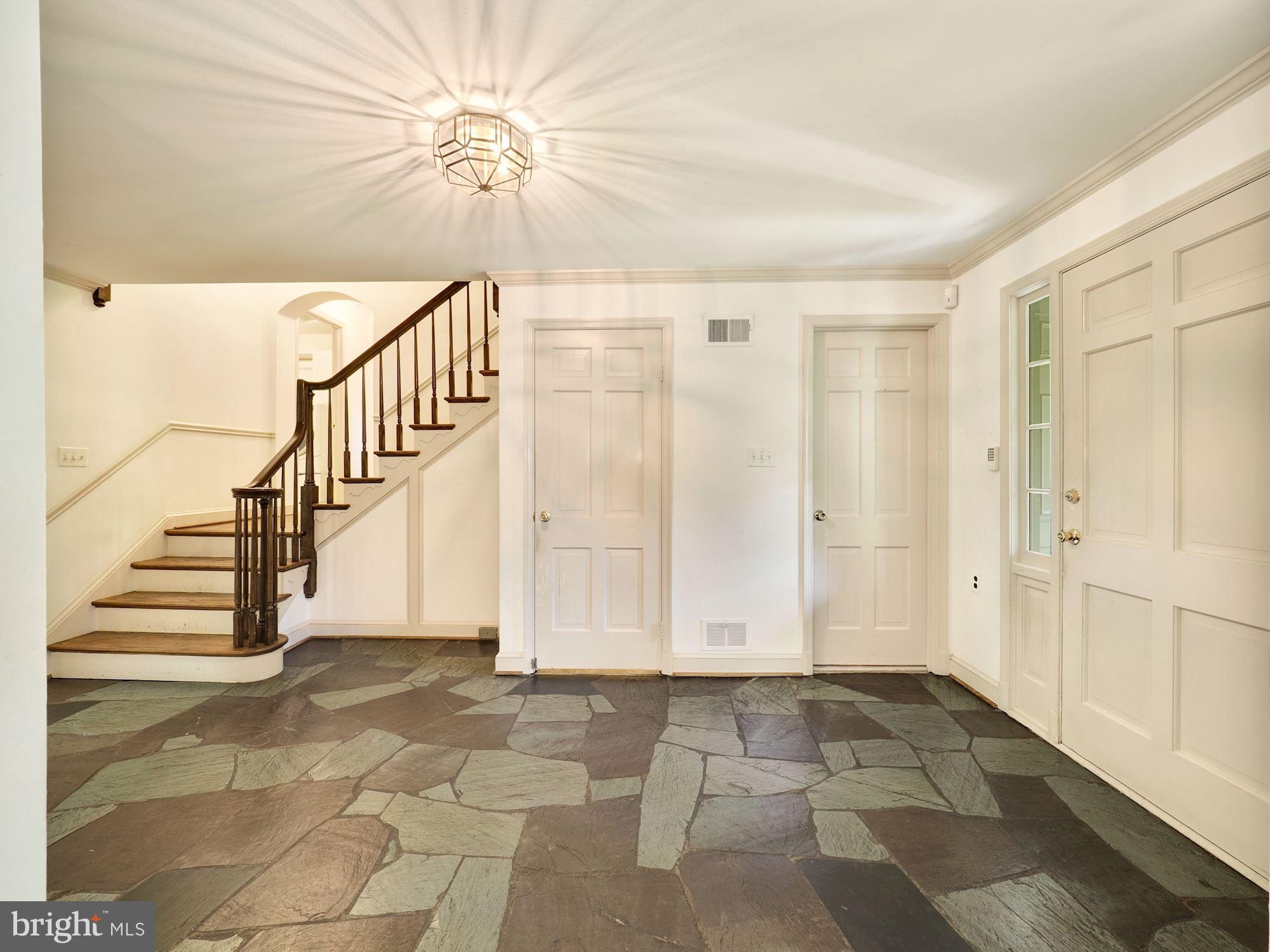 3 Willowbrook Court Potomac, MD 20854 - Photo 4 of 45