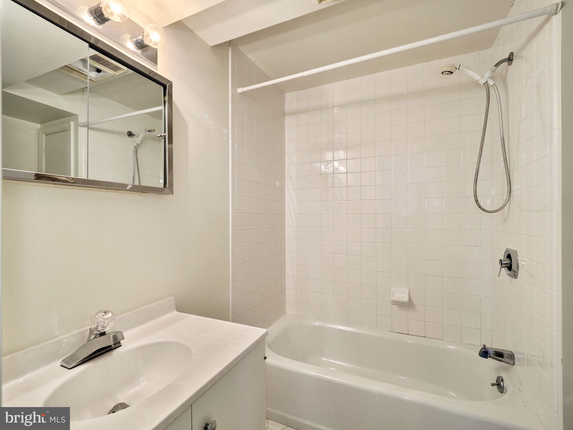 3 Willowbrook Court Potomac, MD 20854 - Photo 36 of 45